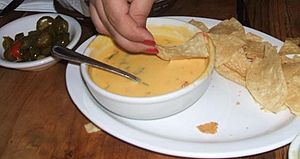 Chili con queso (cropped).jpg