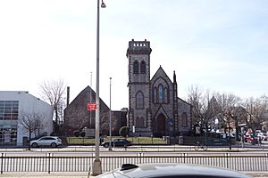 Queens Blvd 54th Av 01 - First Presbyterian Church
