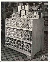 1940 retail display