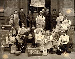 Sheffield-Scientific-School-1898.jpg