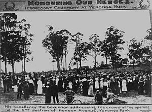 StateLibQld 1 114728 Honouring our heroes at Yeronga Park, 1918