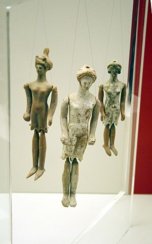 5016 - Archaeological Museum, Athens - Dolls - Photo by Giovanni Dall'Orto, Nov 13 2009