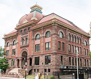 Old Marquette City Hall