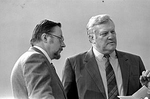 Vytautas Landsbergis and Algirdas Brazauskas (March 1990)