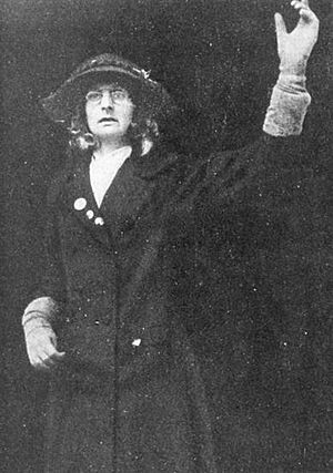 Jane Warton, 1910