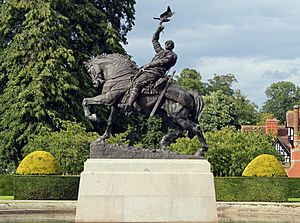 Bronze Equestrian Statue of Hugh Lupus, 1st Earl of Chester (geograph 5548127)