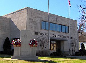Humphreys County Courthouse in Waverly