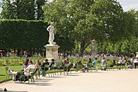 Paris 75001 Jardin des Tuileries - statue Cincinnatus by Denis Foyatier