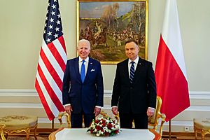 President Biden met with President of Poland Duda in Warsaw to support Ukraine (1)