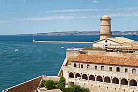 Marseille-Fort Saint-Jean-bjs180810-04