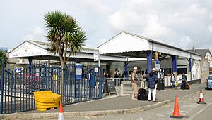 2009 at Newquay railway station - the concourse canopy
