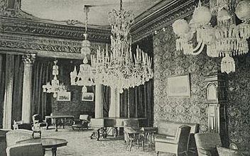 Interior 2 of Casa de Azulejos in 1897 (Mexico City)