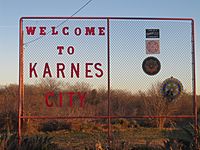 Welcome sign at Karnes City