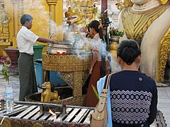 Shwedagon Pagoda, Buddhist ritual, Yangon, Myanmar