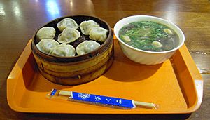 Xiaolongbao & Duck blood and vermicelli soup