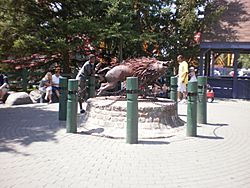 Canadas Wonderland Medieval Faire Wilde Beast sculpture.jpg