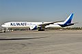 Kuwait Airways, 9K-AOE, Boeing 777-369 ER (49570672987)