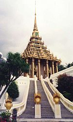 Saraburi Wat Phra Buddha Baat