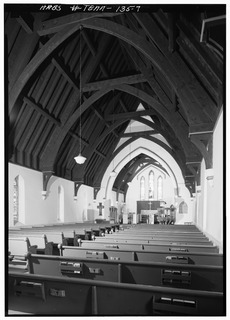 Interior, looking south - Holy Trinity Episcopal Church, 615 Sixth Avenue, South, Nashville, Davidson County, TN HABS TENN,19-NASH,3-7