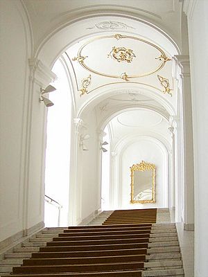 Bratislava - hlavne schodisko hradneho palaca
