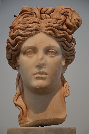 Marble head of a goddess, found in the Hadrianic Baths, 2nd century AD, Aphrodisias Museum (16993498327)