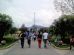 Centro de la Plaza de Armas de Moyobamba.jpg