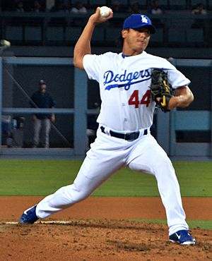 Chin-Hui Tsao pitching for 2015 Dodgers (2)