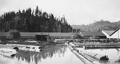 Long-Bell mill in Vaughn, Oregon, in 1947