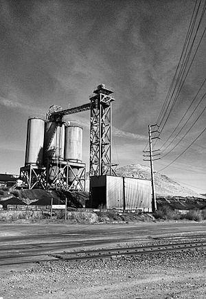 Cement plant at Monolith, California