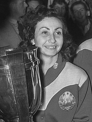 Angelica Rozeanu 1955.jpg