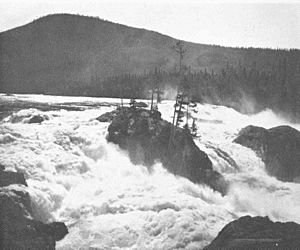 FMIB 48998 Head of the great falls in the Kootenay River