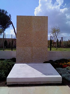 PS-Mahmoud Darwish memorial, Ramallah (6)