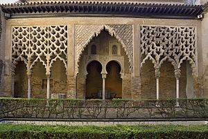 Patio del Yeso (Pórtico). Reales Alcázares de Sevilla