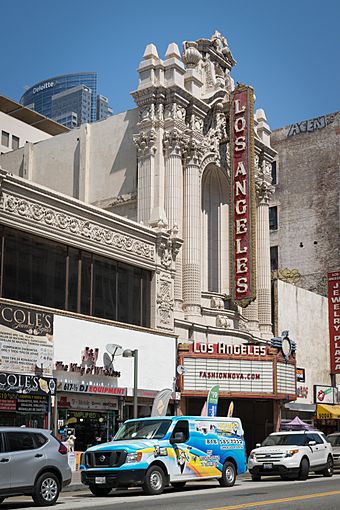 Los Angeles Theatre 2017.jpg