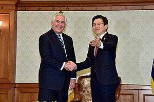 Secretary Tillerson Shakes Hands With South Korean Acting President Hwang Before Their Meeting in Seoul (33358965581)