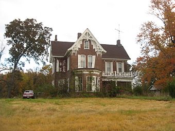 C.H. Judd House near Belle Rive.jpg