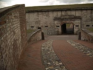 Fort-macon-nc-entry