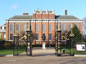 Kensington Palace, the South Front - geograph.org.uk - 287402