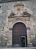 Portal principal iglesia de Santa Clara