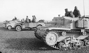 Bundesarchiv Bild 101I-784-0208-17A, Nordafrika, italienische Panzer.2
