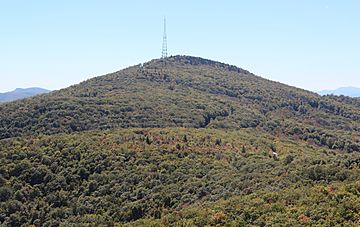 Grandmother Mountain from Beacon Heights, Oct 2016.jpg