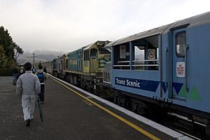 Locomotive and open viewing platform of TranzAlpine train