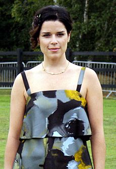 NeveCampbell2009