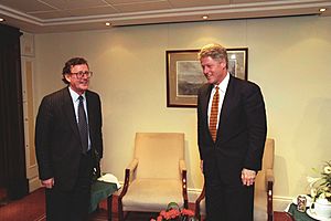 President Bill Clinton with David Trimble