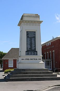War Memorial Rakaia