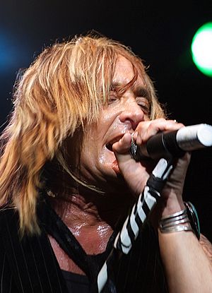 Kevin DuBrow.jpg