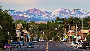 Pine Street, Pinedale, Wyoming - Looking East