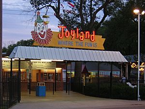 Joyland Lubbock TX entrance DSCN8529