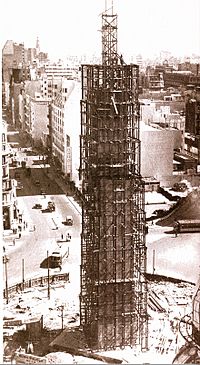 Obelisco de Buenos Aires en construcción