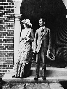 Virginia and Leonard Woolf, 1912 (borderless crop)